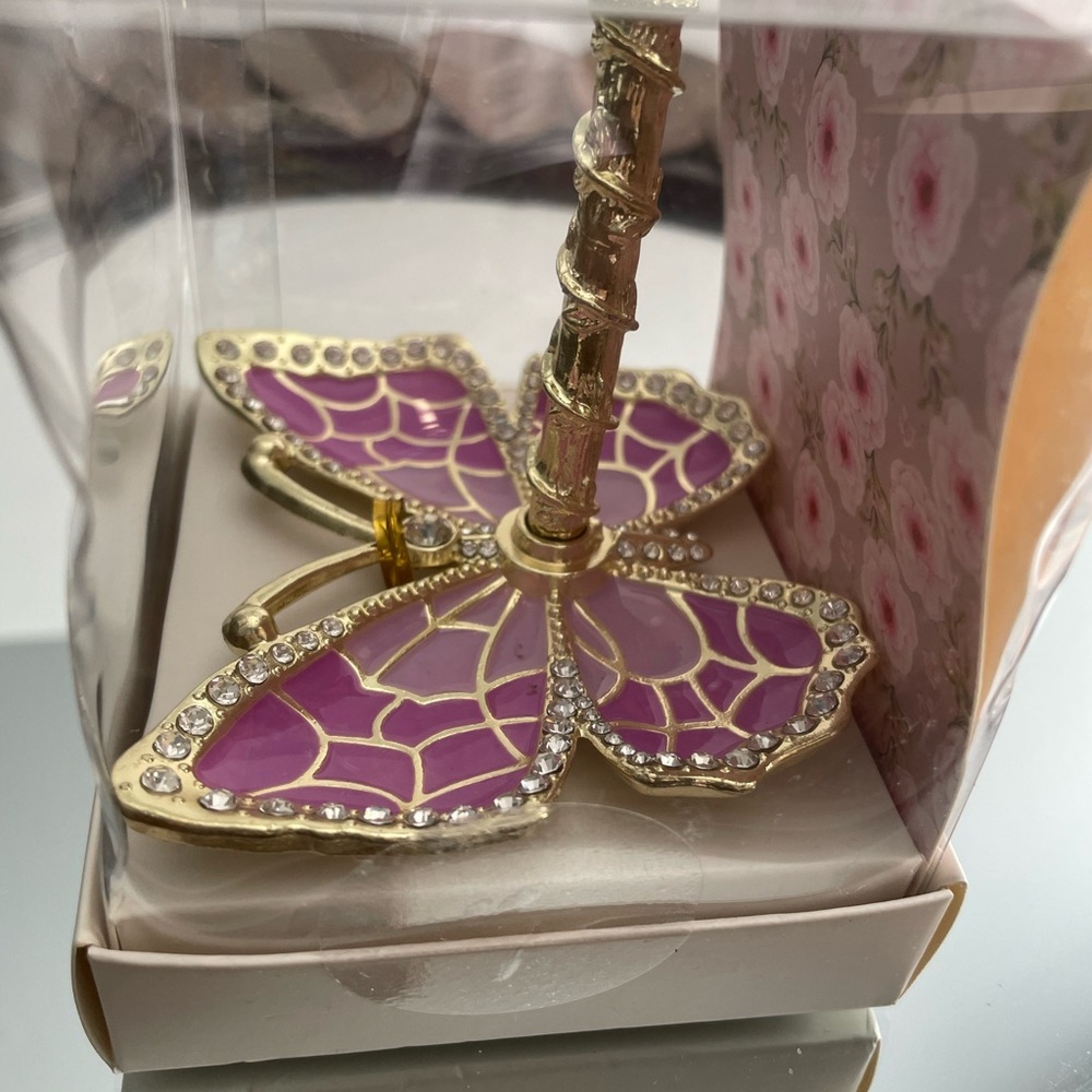 Butterfly ring holder - Picture 4 of 6